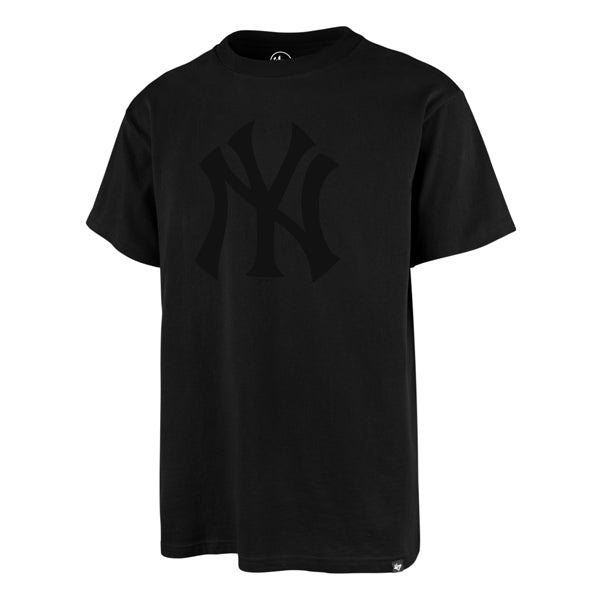 The model is wearing this MLB New York Yankees Imprint Echo ’47 T-Shirt in black. 1