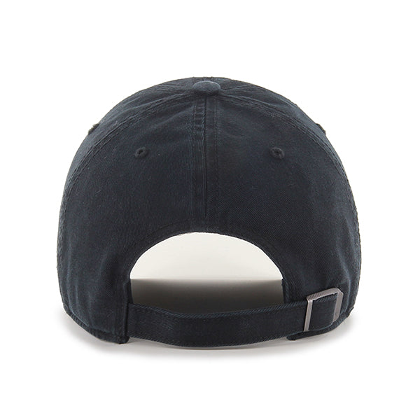 Pictured is this MLB Los Angeles Dodgers Base Runner ’47 CLEAN UP cap in black. 2