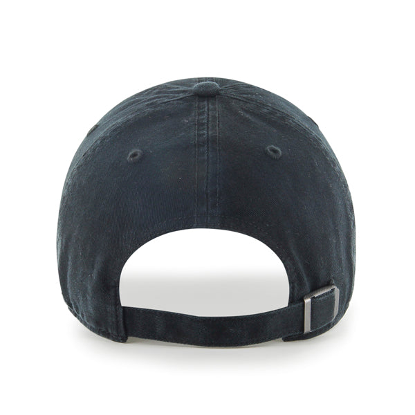 Pictured is this MLB New York Yankees Base Runner '47 CLEAN UP cap in black. 2