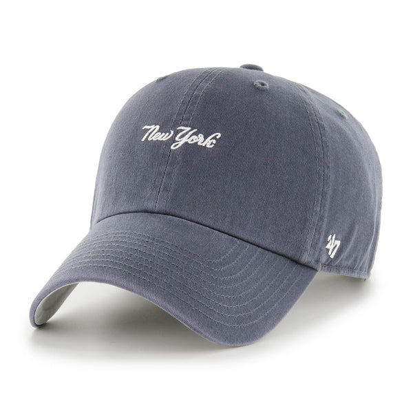 Pictured is this MLB New York Yankees Script Base Runner ’47 CLEAN UP cap in navy. 1