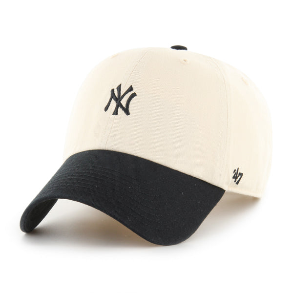 Pictured is this MLB New York Yankees Base Runner '47 CLEAN UP cap in natural and black. 1