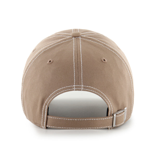 Pictured is this MLB New York Yankees Contrast Stitch '47 CLEAN UP cap in brown. 2