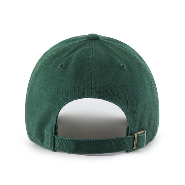 Pictured is this MLB Oakland Athletics Crosspatch ’47 CLEAN UP cap in dark green. 2