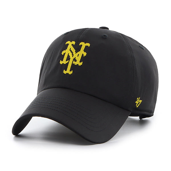 Pictured is this MLB New York Mets Eight Bit Hero ’47 CLEAN UP cap in black. 4