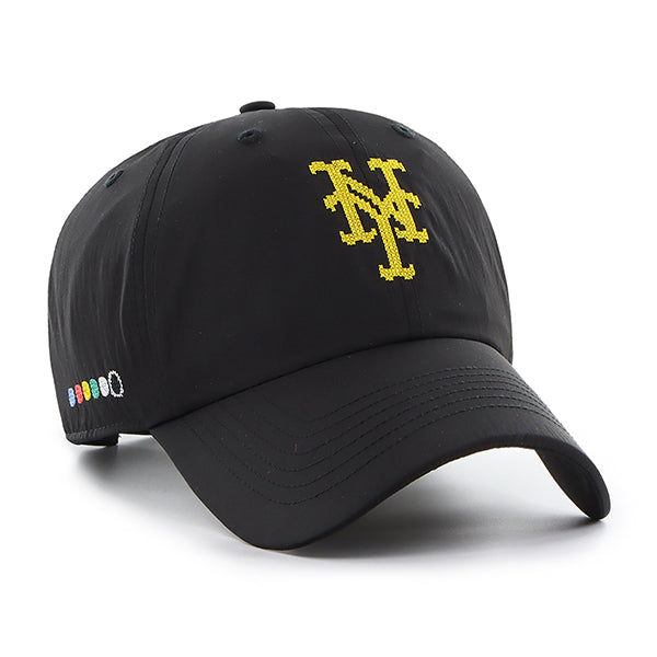 Pictured is this MLB New York Mets Eight Bit Hero ’47 CLEAN UP cap in black. 1