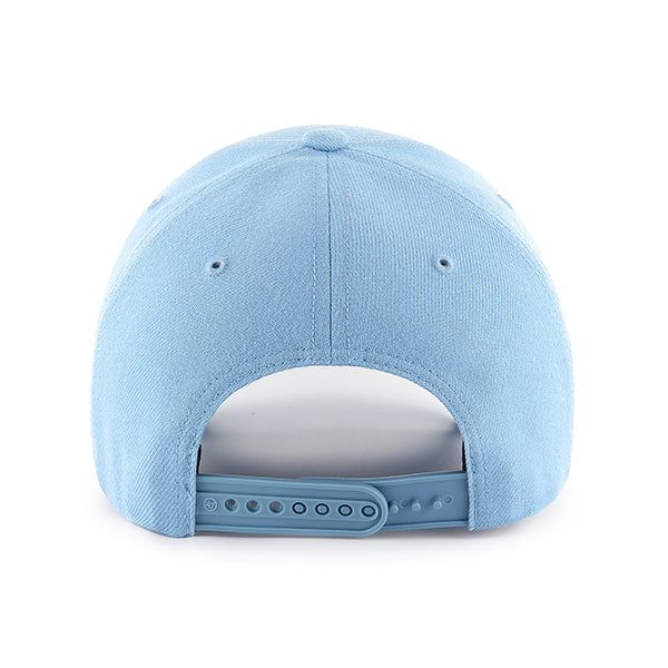 Pictured is this MLB New York Yankees Snapback ’47 MVP cap in blue. 2