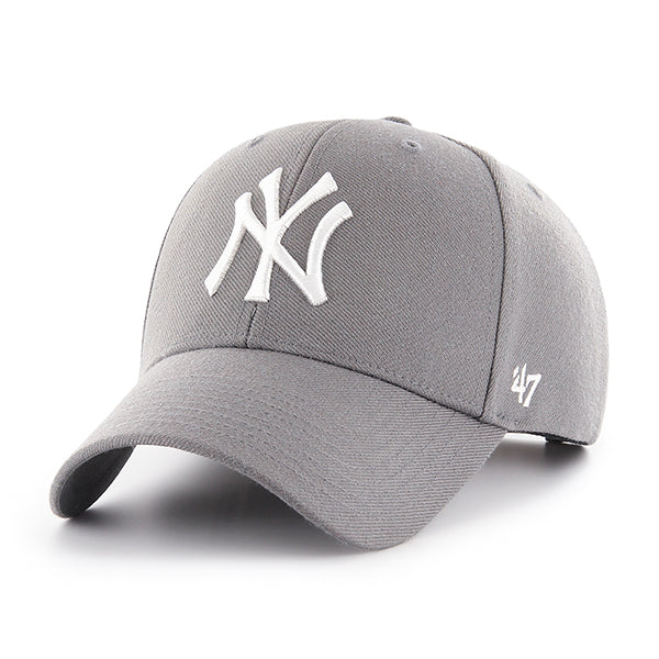 Pictured is this MLB New York Yankees Snapback ’47 MVP cap in dark grey. 1