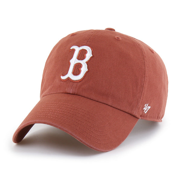 Pictured is this MLB Boston Red Sox ’47 CLEAN UP cap in medium Sumac. 1
