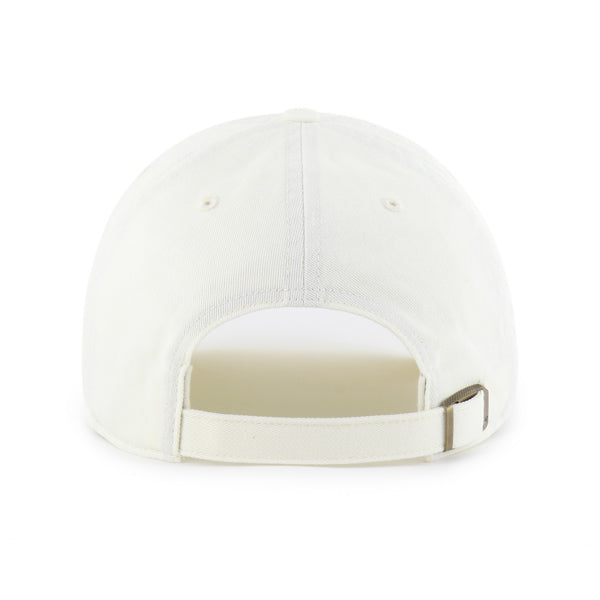 Pictured is this MLB New York Yankees ’47 CLEAN UP cap in white. 2