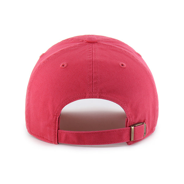 Pictured is this MLB New York Yankees ’47 CLEAN UP cap in bright pink. 2