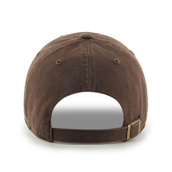 Pictured is this MLB New York Yankees ’47 CLEAN UP cap in dark brown. 2