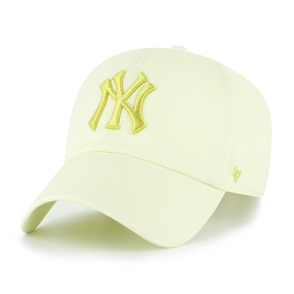 Pictured is this MLB New York Yankees ’47 CLEAN UP cap in yellow. 1