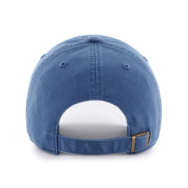 Pictured is this MLB New York Yankees ’47 CLEAN UP cap in medium blue. 2