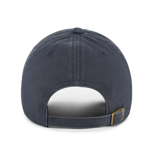Pictured is this MLB New York Yankees Contrast ’47 CLEAN UP cap in navy. 2