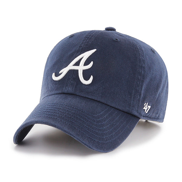Pictured is this MLB Atlanta Braves ’47 CLEAN UP cap in navy. 1