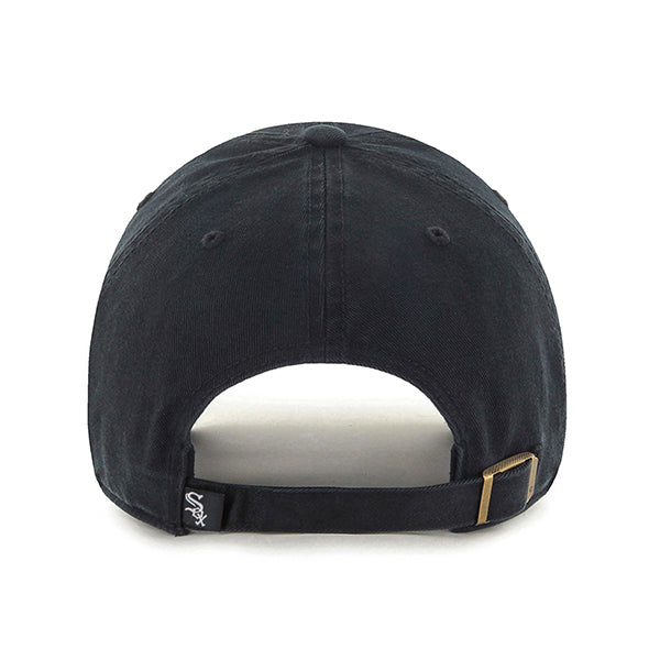 Pictured is this MLB Chicago White Sox ’47 CLEAN UP cap in black. 2