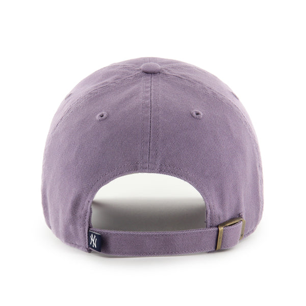 Pictured is this MLB New York Yankees ’47 CLEAN UP cap in pastel purple. 2