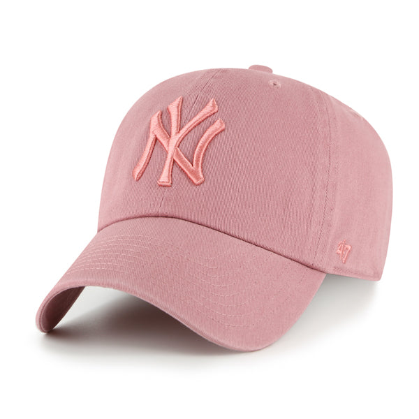 Pictured is this MLB New York Yankees ’47 CLEAN UP cap in mauve. 1