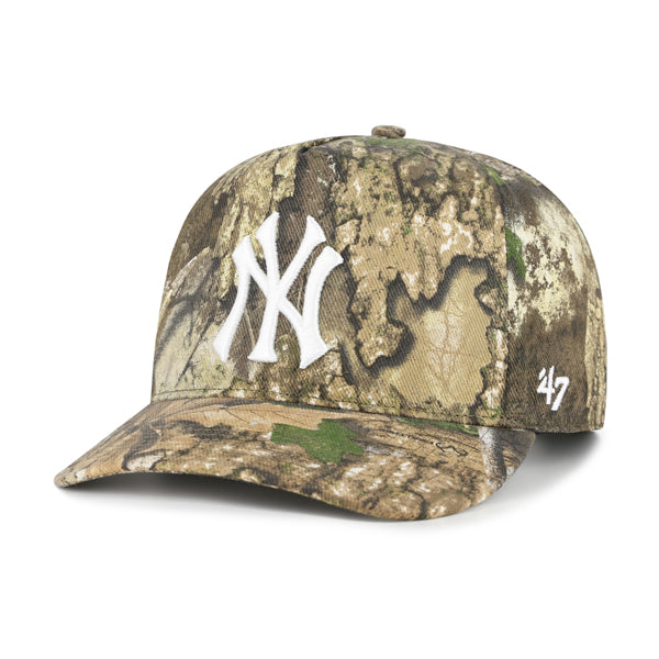 Pictured is this MLB New York Yankees Realtree ’47 HITCH cap in beige/khaki. 1