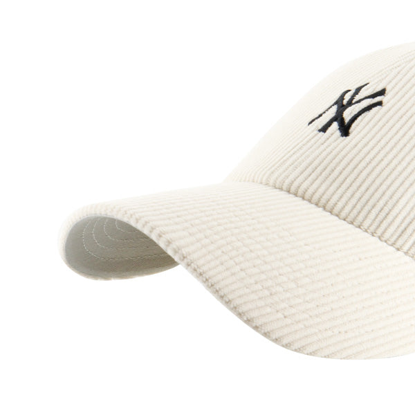 Pictured is this MLB New York Yankees Base Runner Cord ’47 CLEAN UP cap in natural. 3