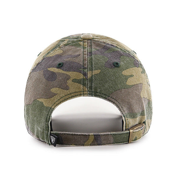 Pictured is this NFL Las Vegas Raiders Camo ’47 CLEAN UP cap in kelly green. 2