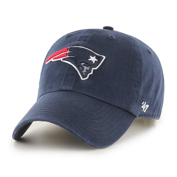 Pictured is this NFL New England Patriots ’47 CLEAN UP cap in navy. 1