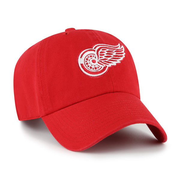 Pictured is this NHL Detroit Red Wings ’47 CLEAN UP cap in dark red. 2