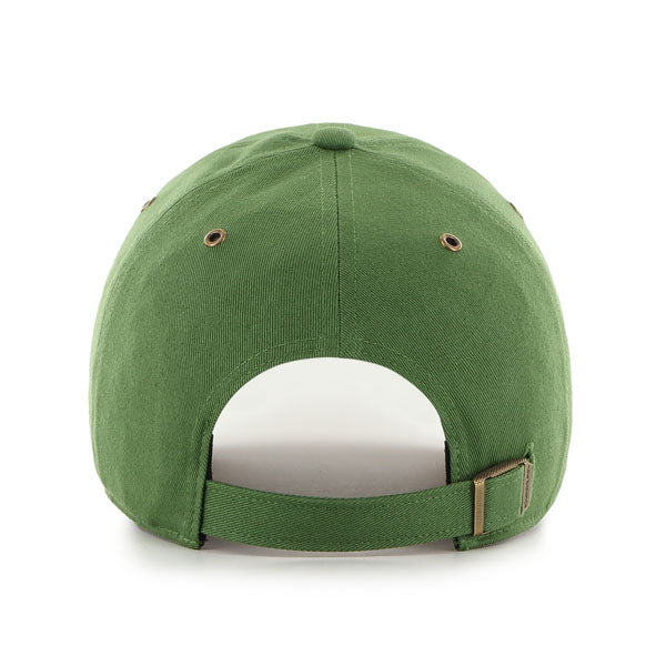Pictured is this New Balance Script Suede ’47 CLEAN UP cap in green. 2