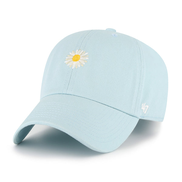 Pictured is this Daisy Icon Base Runner ’47 CLEAN UP cap in light blue. 1