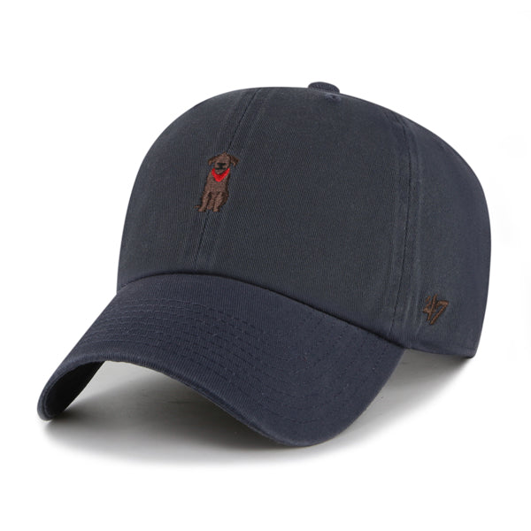 Pictured is this Dog Icon Chocolate Labrador Base Runner ’47 CLEAN UP cap in navy. 1