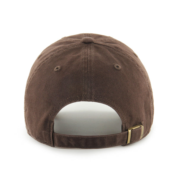 Pictured is this Dog Icon Corgi ’47 CLEAN UP cap in brown. 2