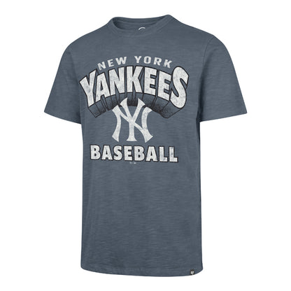 The model is wearing this MLB New York Yankees Dunmoure ’47 Heavy Slub T-Shirt in grey. 1
