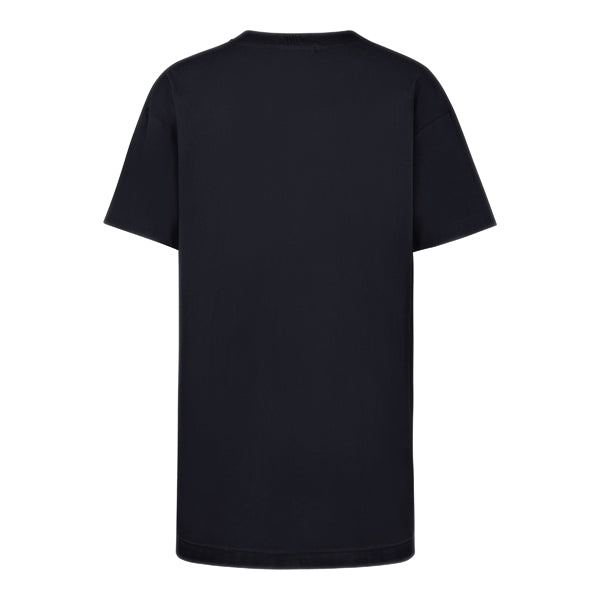 The model is wearing this MLB New York Yankees Womens Gemstone Swash ’47 T-Shirt Dress in navy. 2