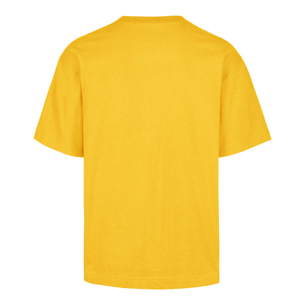 The model is wearing this MLB New York Yankees 96 ’47 Foundation T-Shirt in yellow. 2