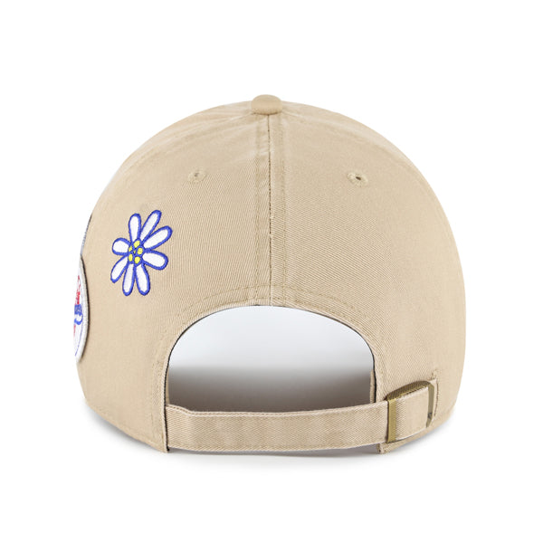 Pictured is this MLB Los Angeles Dodgers Badges '47 CLEAN UP cap in beige/khaki. 2