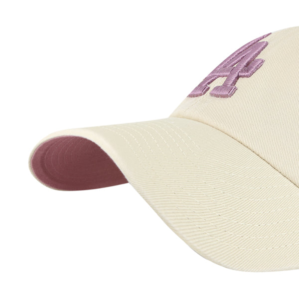 Pictured is this MLB Los Angeles Dodgers Ballpark '47 CLEAN UP cap in natural. 3