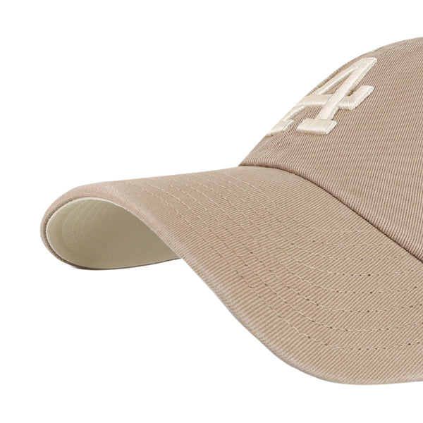 Pictured is this MLB Los Angeles Dodgers Ballpark '47 CLEAN UP cap in brown. 3