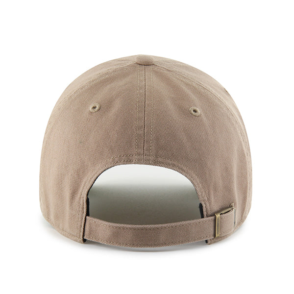 Pictured is this MLB New York Yankees Ballpark '47 CLEAN UP cap in brown. 2