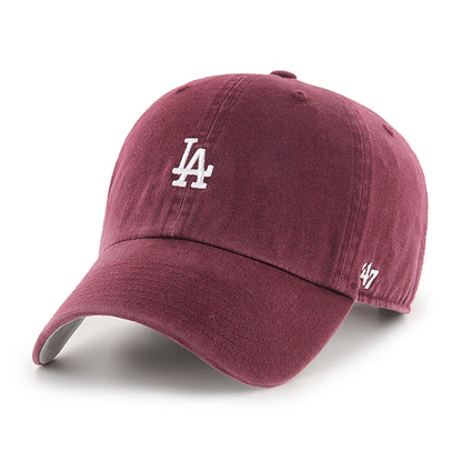 Pictured is this MLB Los Angeles Dodgers Base Runner '47 CLEAN UP cap in dark red. 1