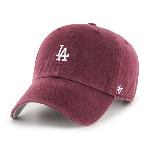 Pictured is this MLB Los Angeles Dodgers Base Runner '47 CLEAN UP cap in dark red. 1