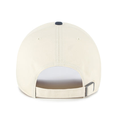 Pictured is this MLB New York Yankees Base Runner '47 CLEAN UP cap in natural and vintage navy. 2