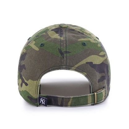 Pictured is this MLB New York Yankees Camo ’47 CLEAN UP cap in kelly green. 2