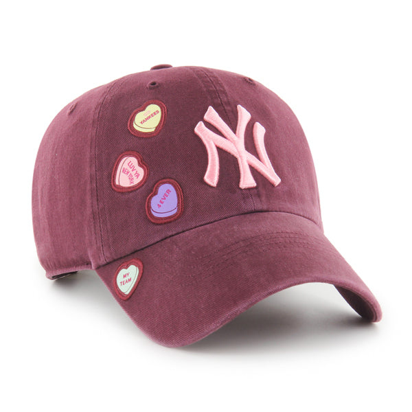 Pictured is this MLB New York Yankees Candy Heart '47 CLEAN UP cap in dark red. 2