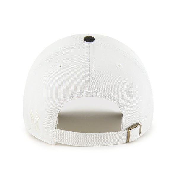 Pictured is this MLB New York Yankees Herbarium ’47 MVP cap in medium beige. 2