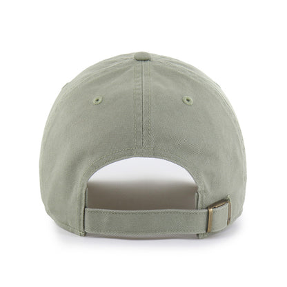 Pictured is this MLB Los Angeles Dodgers ’47 CLEAN UP cap in light green. 2