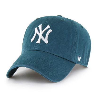 Pictured is this MLB New York Yankees ’47 CLEAN UP cap in green. 1