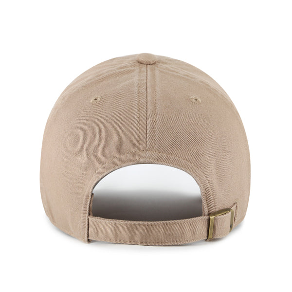 Pictured is this MLB New York Yankees ’47 CLEAN UP cap in beige. 2