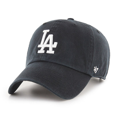 Pictured is this MLB Los Angeles Dodgers '47 CLEAN UP cap in black. 1