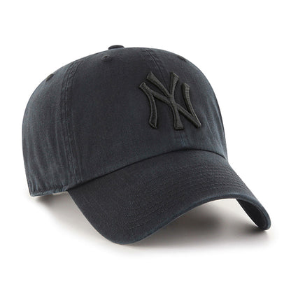 Pictured is this MLB New York Yankees Black On Black '47 CLEAN UP cap in black. 3