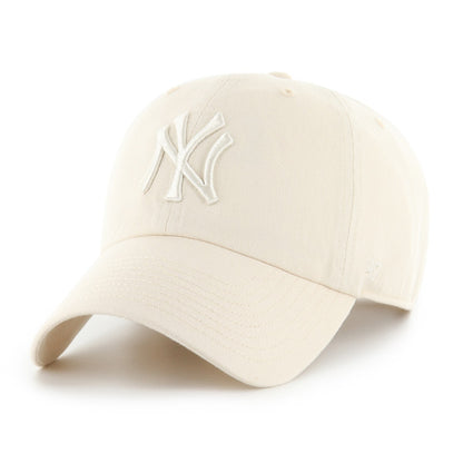 Pictured is this MLB New York Yankees '47 CLEAN UP cap in cream. 1
